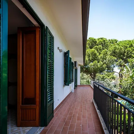 Casa Del Carrubo * Carini